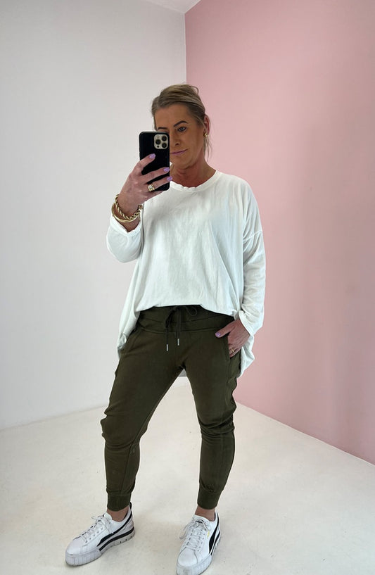 Bella Basic Long Sleeve Top - White