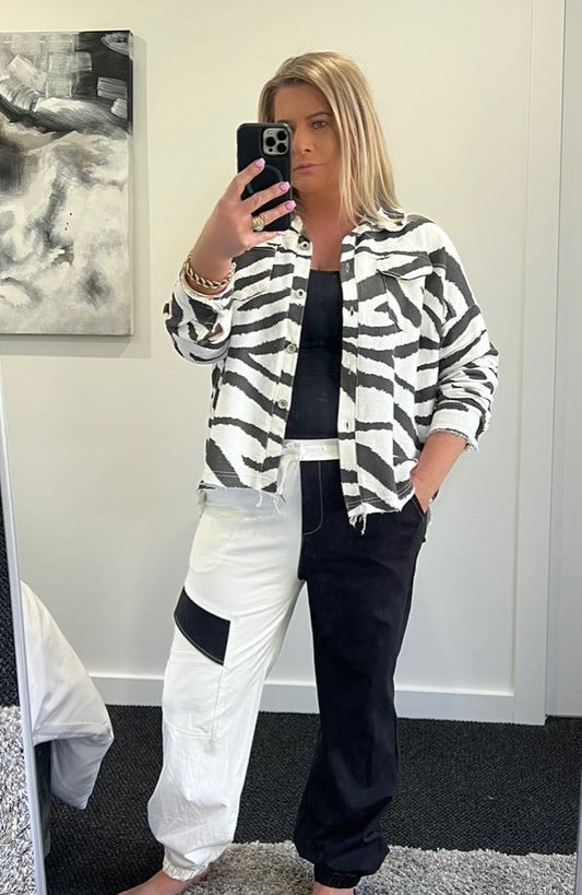 Bold Contrast Jogger