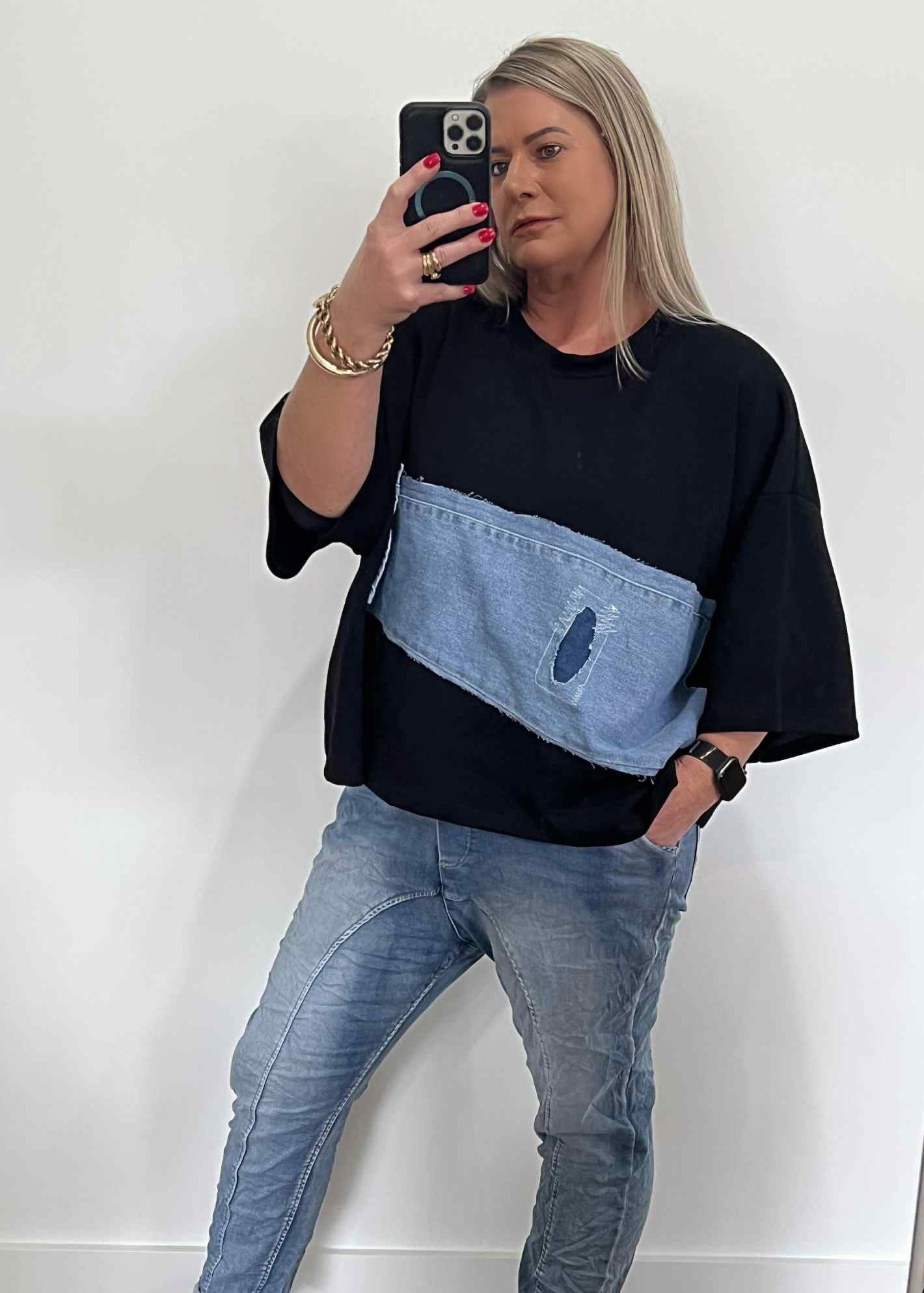 Dally Patch Top