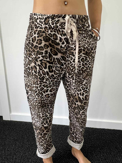 Leopard Stretch Jogger - Beige Leopard