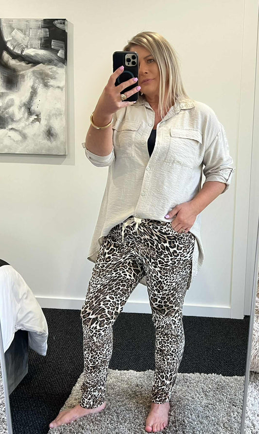 Leopard Stretch Jogger - Beige Leopard