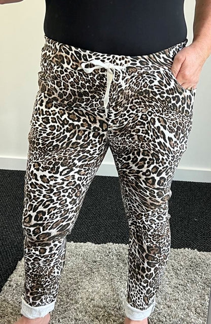 Leopard Stretch Jogger - Beige Leopard